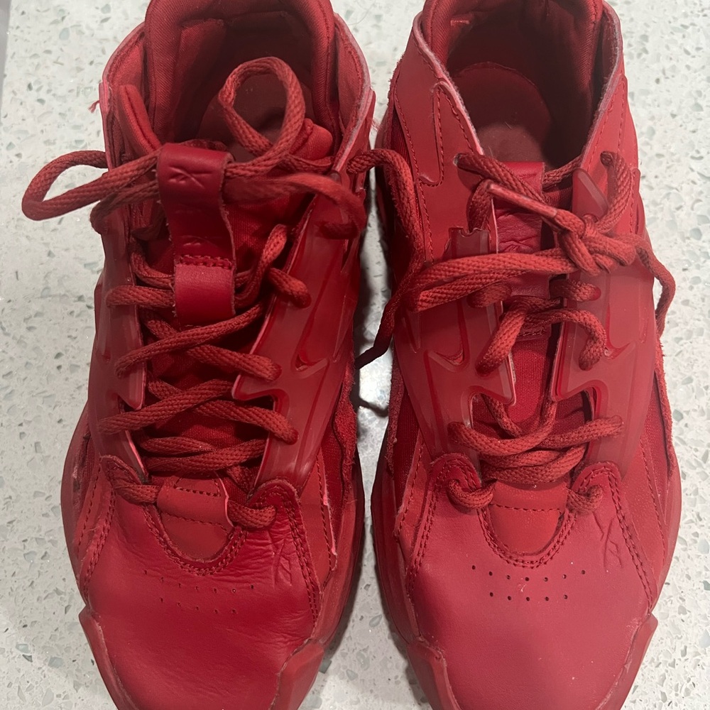 Reebok Red Athletic Sneakers Breathable Mesh Design